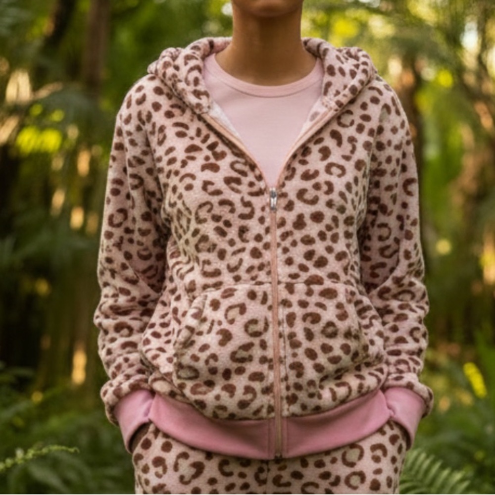 Cozy Pink Leopard Zip Up Hoodie Sweater Soft with pockets